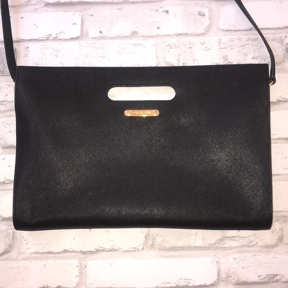 🆕 Michael Kors Black Crossbody 🎉 - Picture 3 of 10